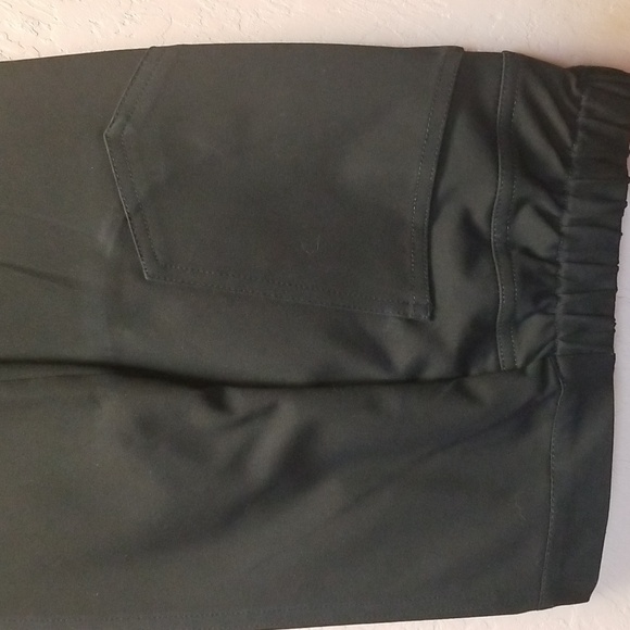 ISAAC MIZRAHI LIVE Sz 8 Black straight leg pull on slacks EUC, CL # 142 - Picture 3 of 8